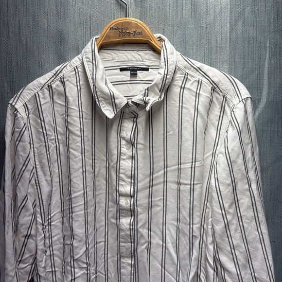 Tahari button up shirt size XXL - Picture 3 of 8